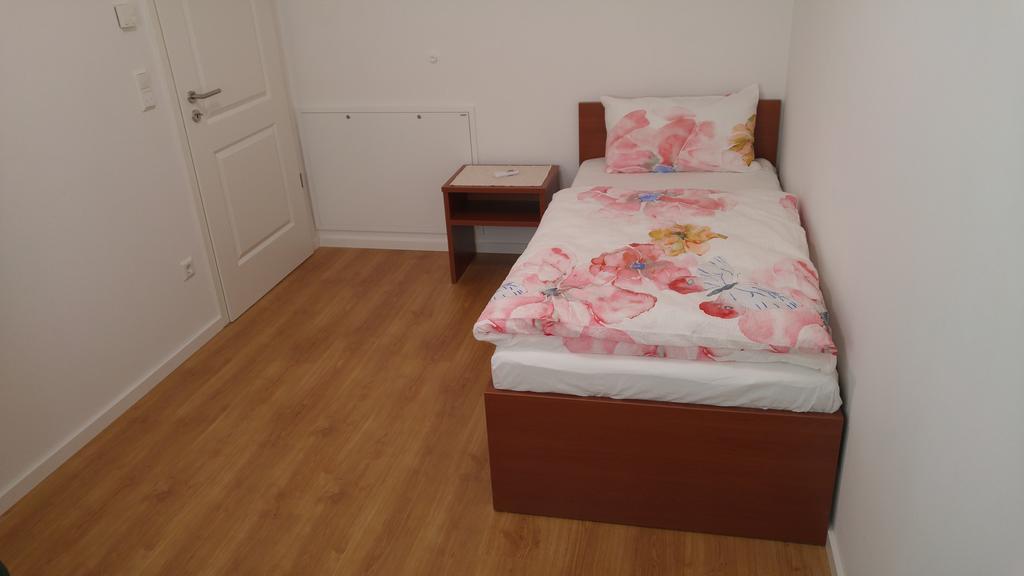 Zimmervermietung Im Zentrum Waiblingens Waiblingen  Extérieur photo
