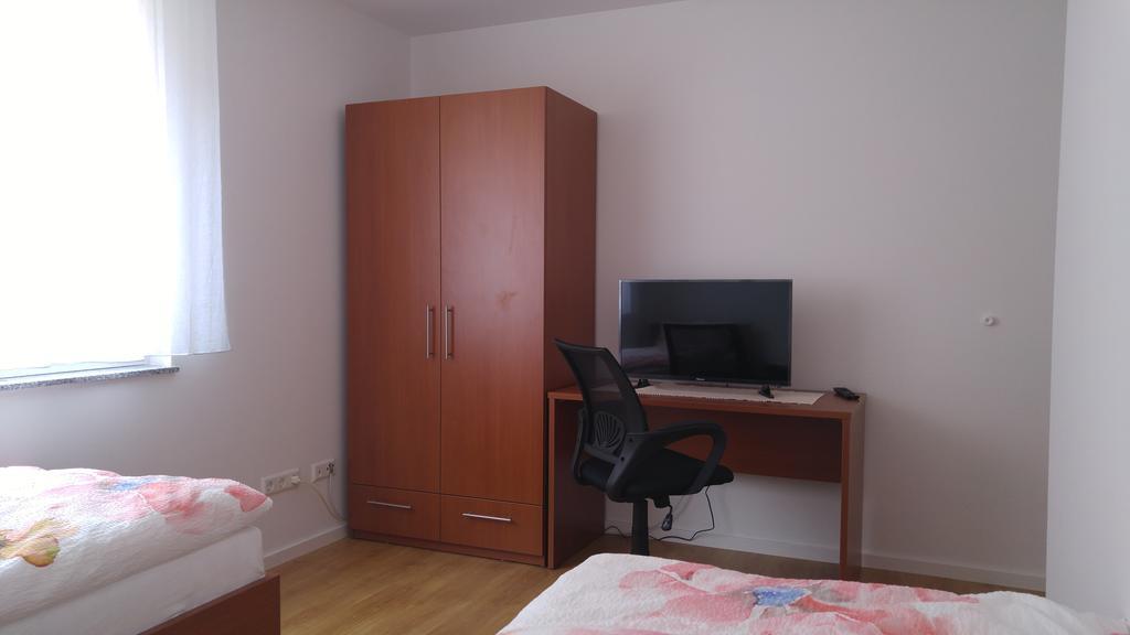 Zimmervermietung Im Zentrum Waiblingens Waiblingen  Extérieur photo